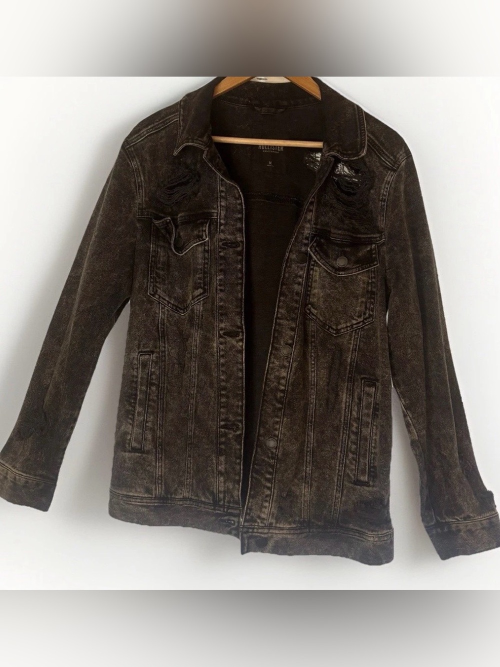 Hollister Women’s Medium Light Wash Distressed Denim Jean Jacket Y2K Casual